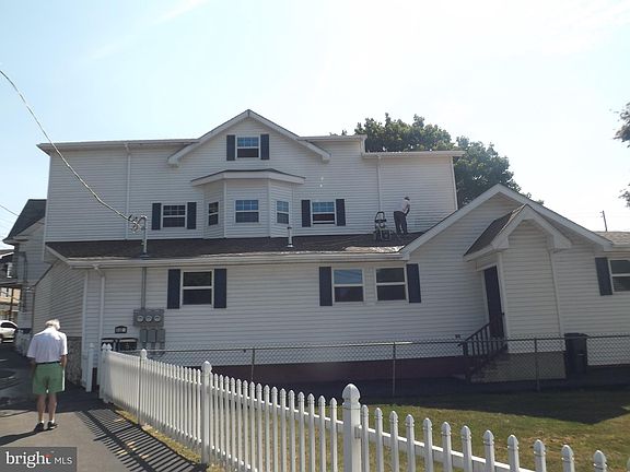 2nd image of 110-112 N Lehigh Ave
