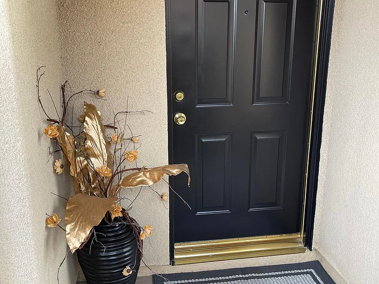 122 Kavenish Dr — Photo 64