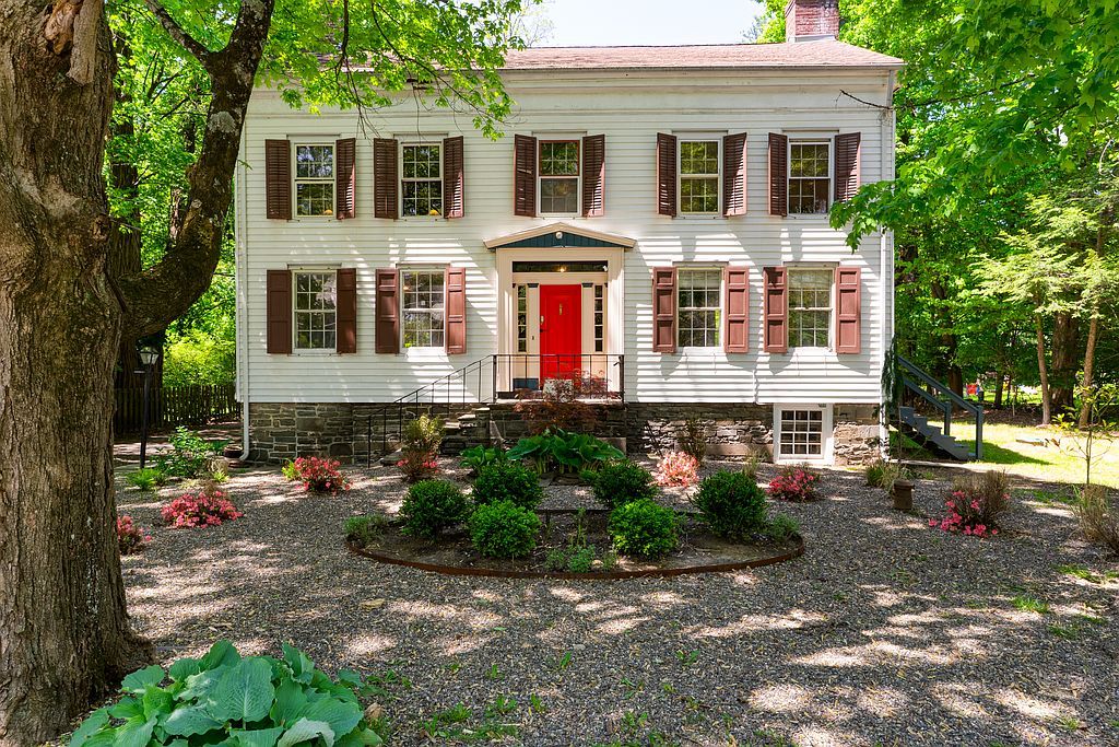 3714 Main St - Property Image