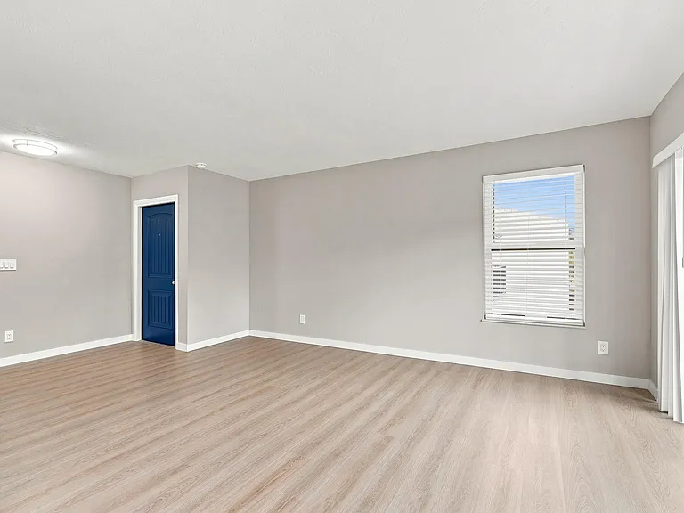 1180 Carlton Ct #206A — Photo 6