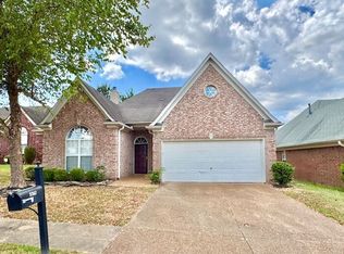 2267 Purple Leaf Ln, Cordova, TN 38016