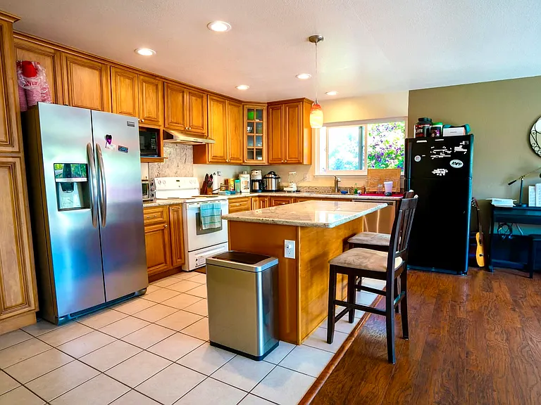 Pitch Pine Ct — Photo 3