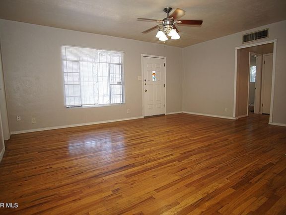 2nd image of 3324 Pierce Ave