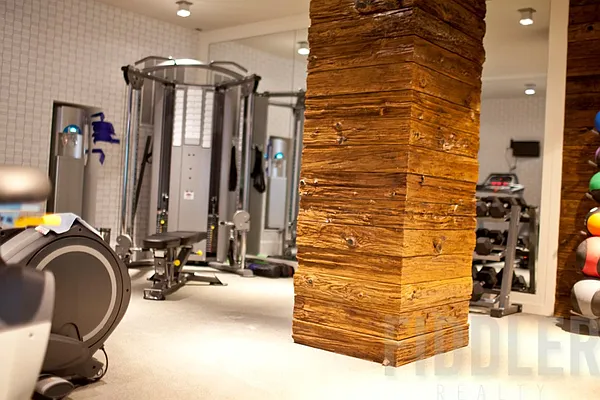 Rented by Fiddler Realty | media 19