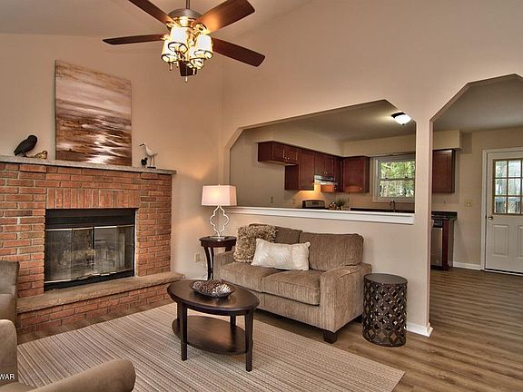 3rd image of 12409 Mountain Laurel Dr