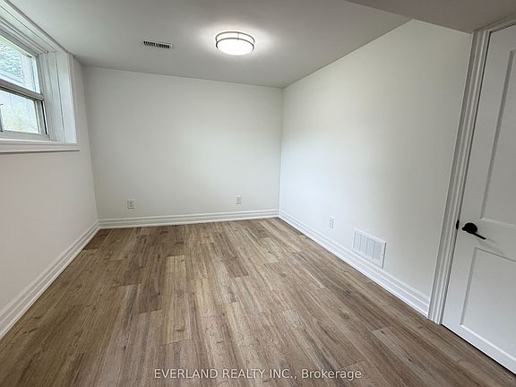 5th image of 116 Sylvan Ave #Basement