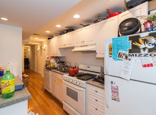 1436 W Belle Plaine Ave, Chicago, IL 60613