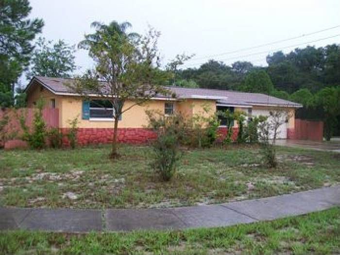 1st image of 1158 Tudor Way