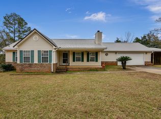116 Lakeside Dr, Enterprise, AL 36330
