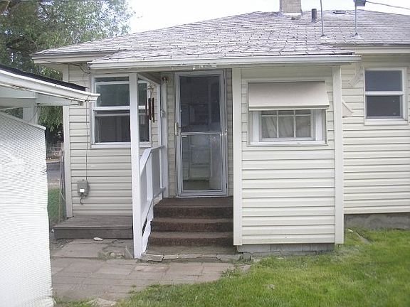 Rear of house- older pic.