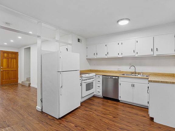 3rd image of 56 Faris Cir