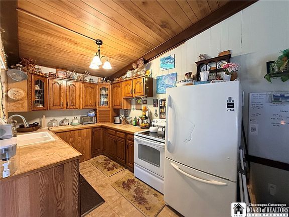 3rd image of 9838 9848th Rte #474