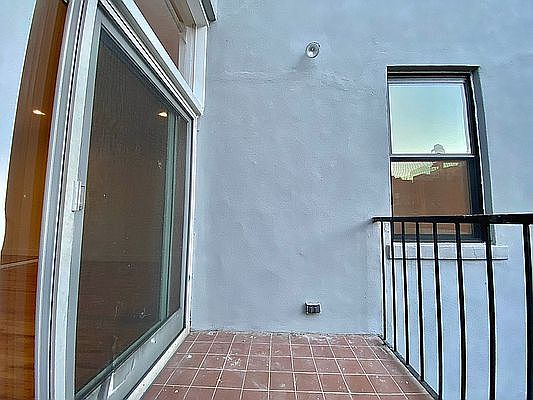 5th image of 244 W 102nd St #4/5