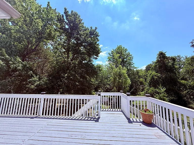 21 Stapleton Ct — Photo 26
