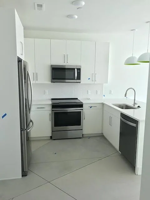 2835 W 24th Ave — Photo 3