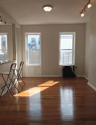 Rented by REALTY QUEST NEW YORK INC | media 14