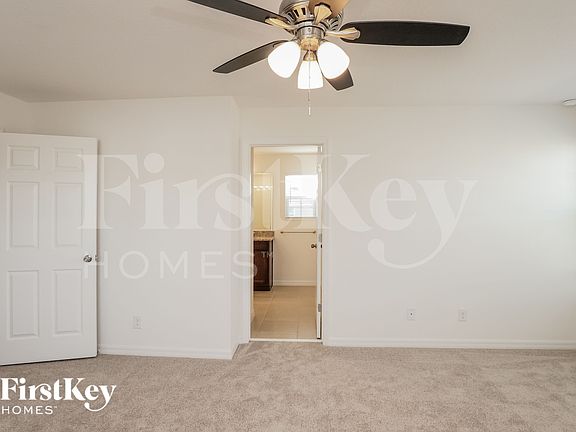 5th image of 5011 Royal Point Ave