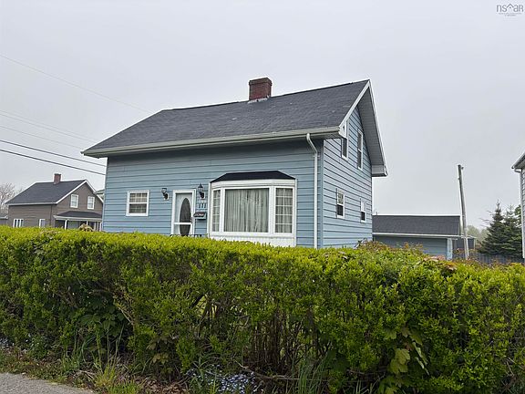 2nd image of 111 Atlantic St