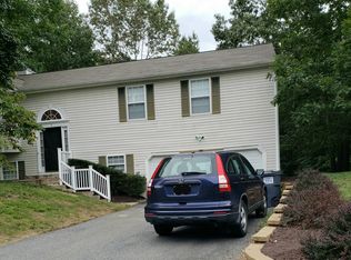 6 Plumosa Dr, Fredericksburg, VA 22405