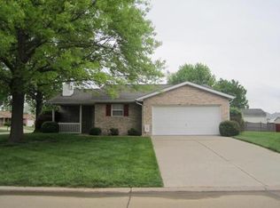 2425 Richland Prairie Blvd, Belleville, IL 62221