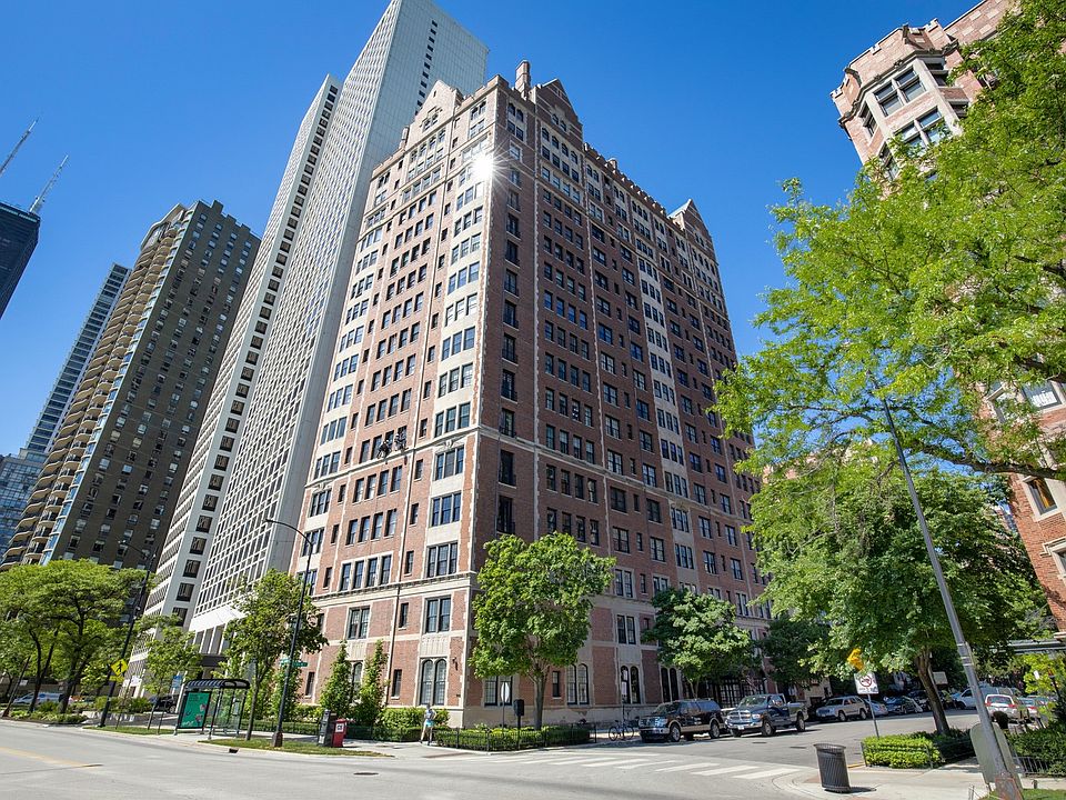 1st image of 1120 N Lake Shore Dr #15A