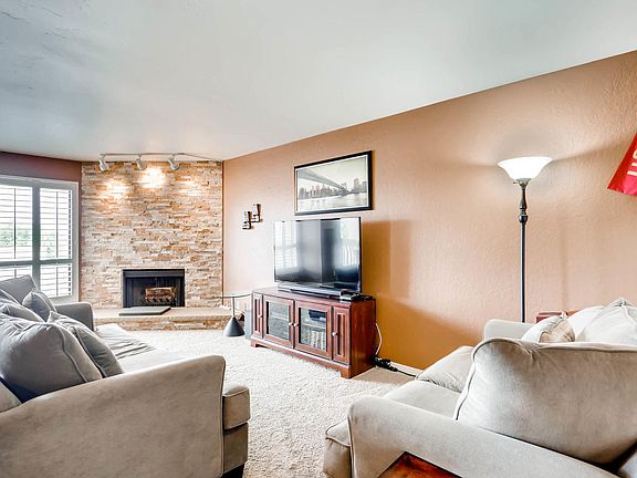 4th image of 750 Silver Dr