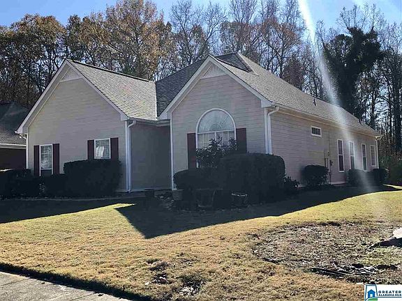 3rd image of 1808 Amberley Woods Way