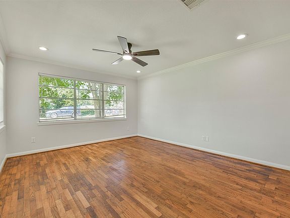 4th image of 4725 9th St #A