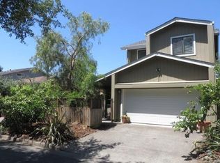 325 Heron Ct, Healdsburg, CA 95448