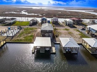 702 Martin Ln, Pt Sulphur, LA 70083