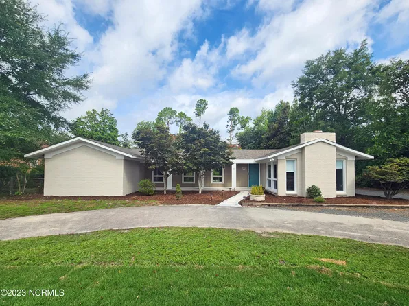4837 College Acres Drive, Wilmington, NC 28403