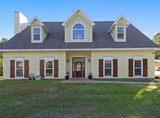 506 Vine Cir, Bay Saint Louis, MS 39520