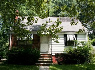 716 Carnegie St, Linden, NJ 07036