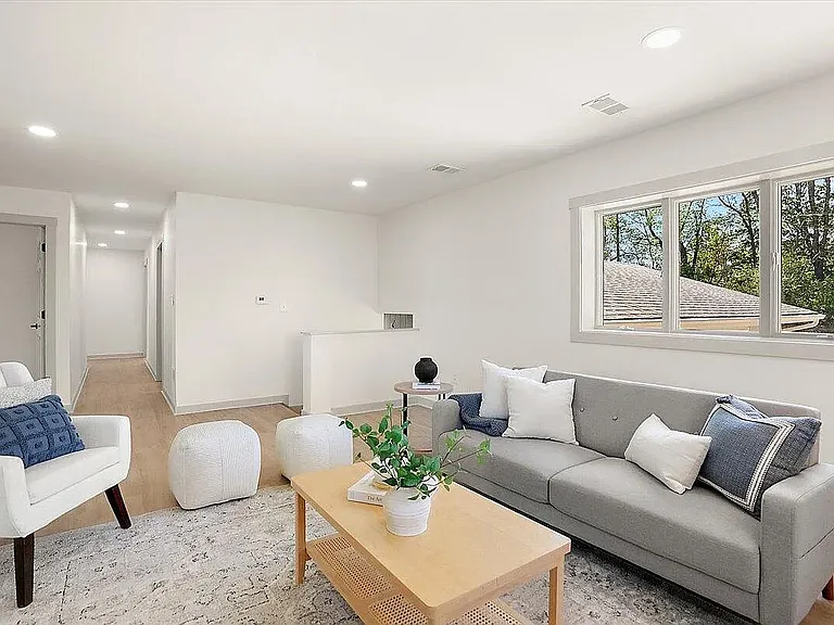 9780 Courtland Dr NE — Photo 30