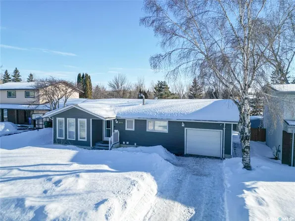 2881 Wyllie CRESCENT, Prince Albert, SK S6V 6M3