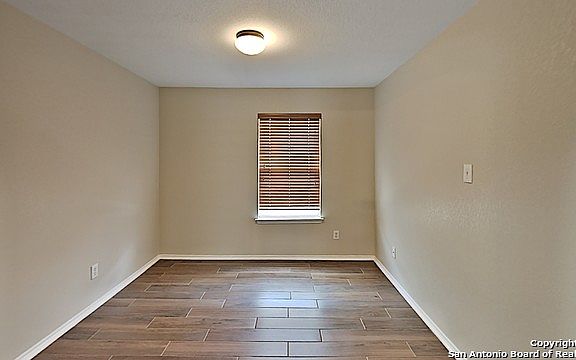 2nd image of 10135 Del Lago Ct