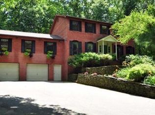 13 Birch Ln, Northampton, MA 01062