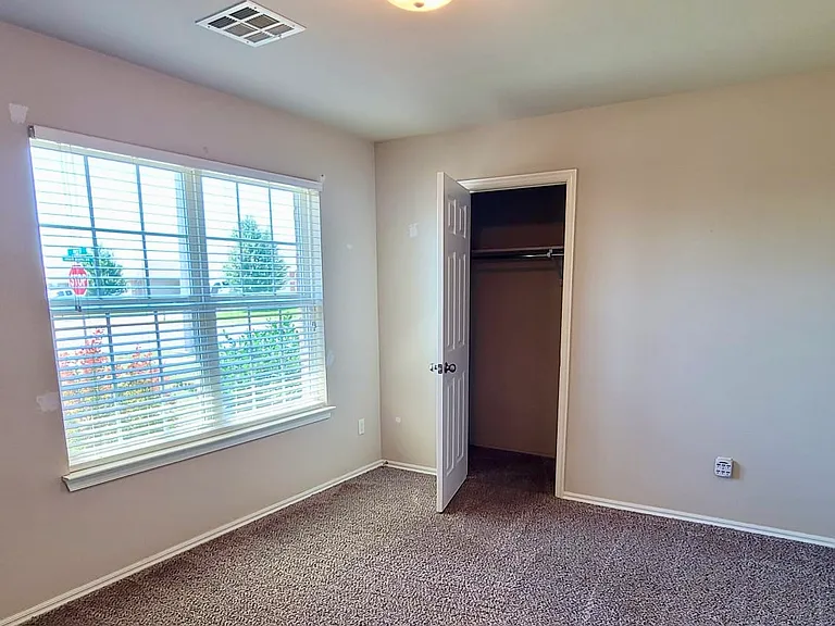 1101 Ironstone Dr — Photo 19