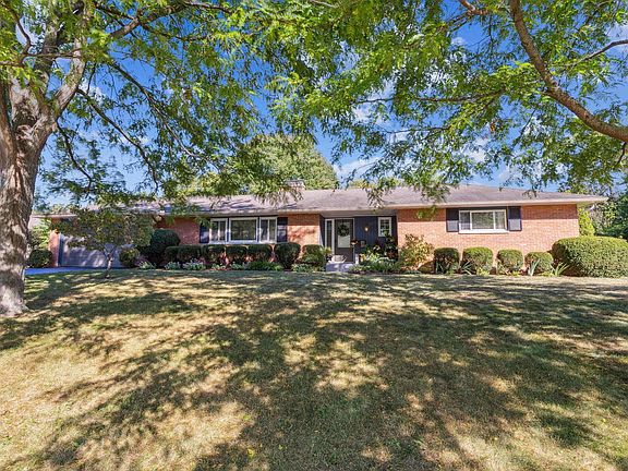 4th image of 3800 Overdale Dr