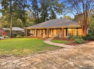 7511 Bear Cave Dr, Denham Springs, LA 70706