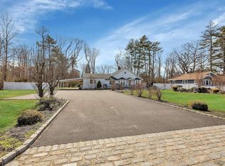 148 3rd Ave, Brentwood, NY 11717