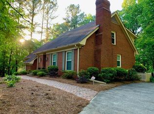 5832 Howell Highlands Pl, Stone Mountain, GA 30087