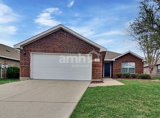 2036 Club Oak Dr, Heartland, TX 75126