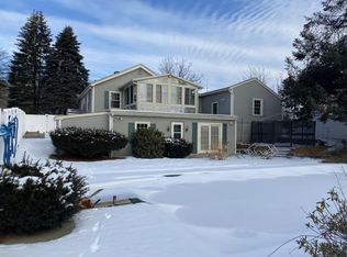 12 Martins Ferry Rd, Hooksett, NH 03106