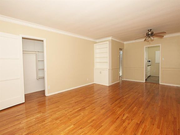 4th image of 3130 Rowena Ave #2015541