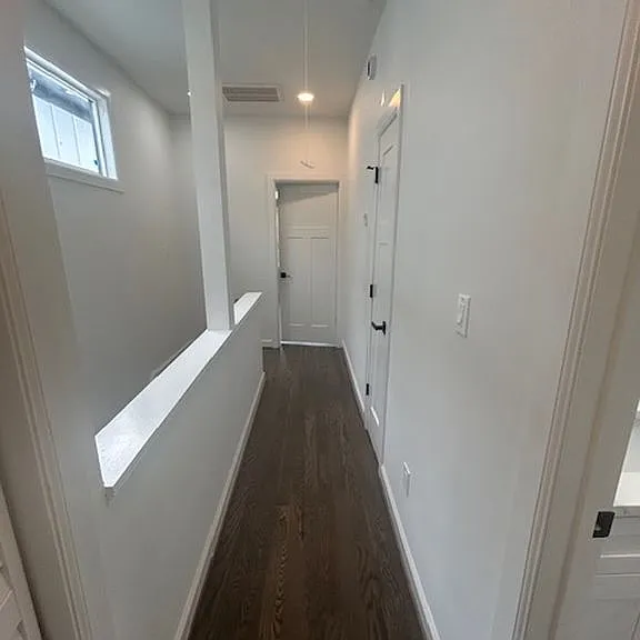 Upstair corridor