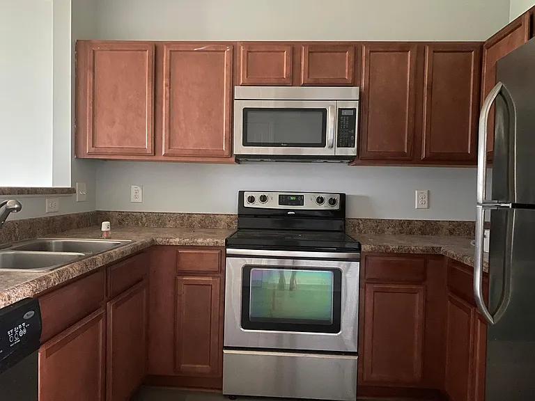 214 Glenhaven Ln — Photo 17