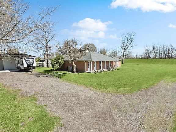 3rd image of 200 Rivero Dr