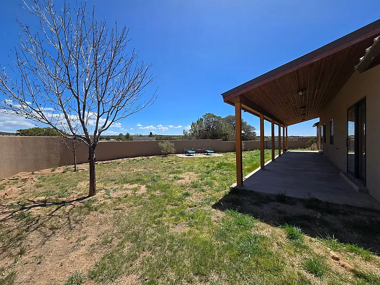 4 Alma Ct — Photo 24