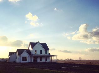 1129 Lincoln St, Saint Libory, IL 62282